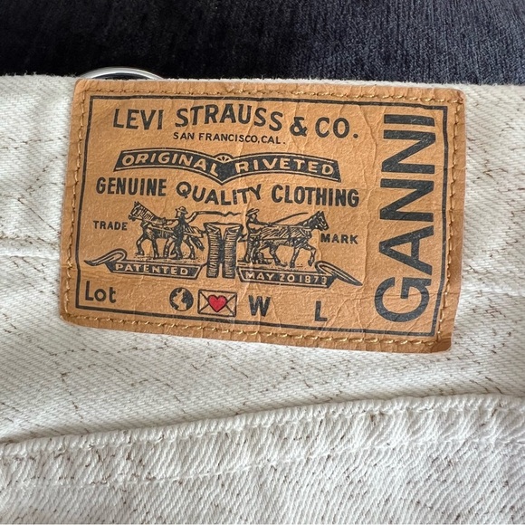 Ganni x Levi’s Slit Loose Pattern Ecru Jeans - Picture 9 of 12